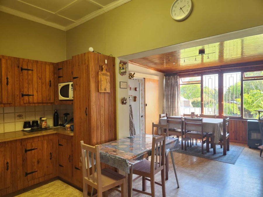 4 Bedroom Property for Sale in Denneoord Western Cape